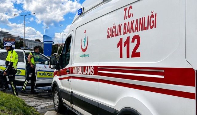 Erzincan’da Yolcu Minibüsü Devrildi: 6’sı Çocuk 15 Yaralı