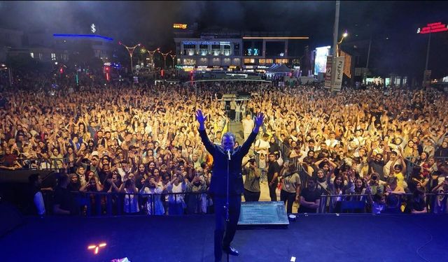Ferhat Göçer Erzincan'ı coşturdu