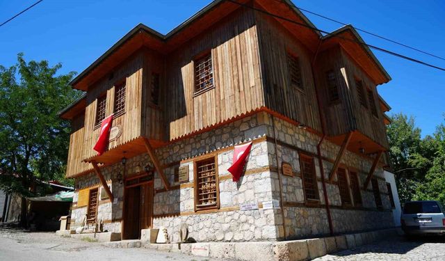 'Orda Bir Köy Var Uzakta' şiirinin ilham kaynağı Apçağa ziyaretçilerini ağırlıyor