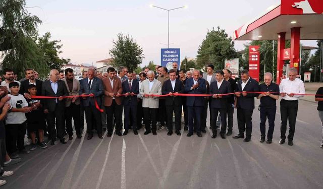 Çayırlı'da Binali Yıldırım Caddesi hizmete açıldı