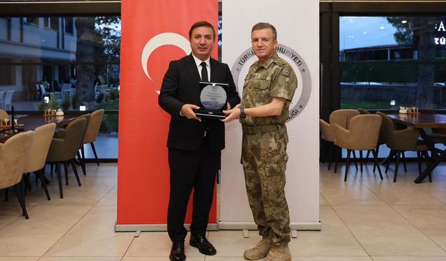 Erzincan'da 3. Ordu Komutanı ve İl Jandarma Komutanı için veda programı düzenlendi
