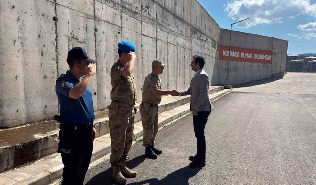 Komando Taburunda güvenlik değerlendirmesi