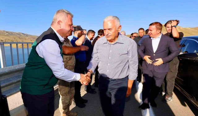 Yıldırım Turnaçayırı Barajı'nda incelemelerde bulundu