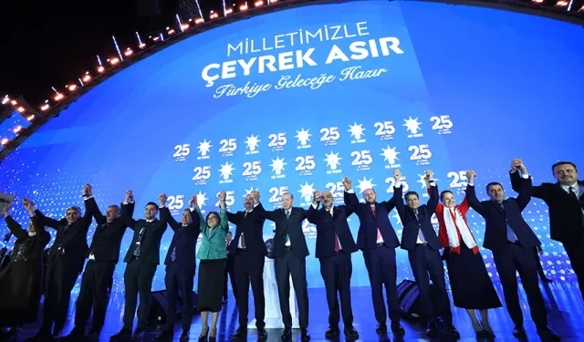 AK Parti'ye 10 yeni katılım: 3 milletvekili, 7 başkan