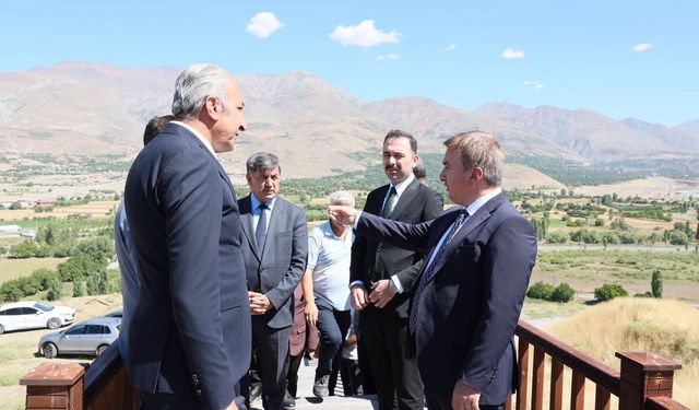 Erzincan Altıntepe Turizme Hazırlanıyor