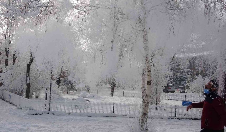 Ardahan’ın Göle ilçesi buz kesti: Eksi 28 dereceyle Türkiye’nin en soğuk yerleşim yeri oldu
