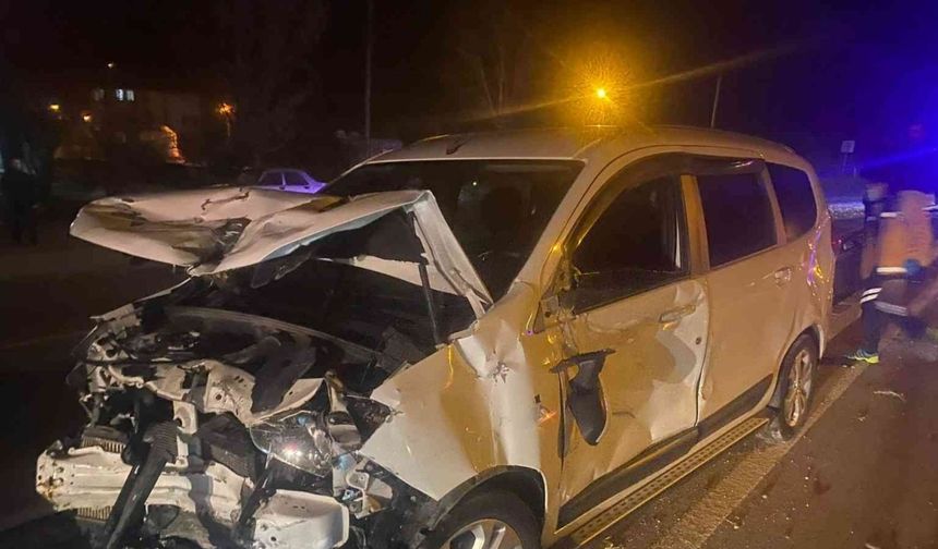 Burdur’da trafik kazası: 1 ölü, 6 yaralı