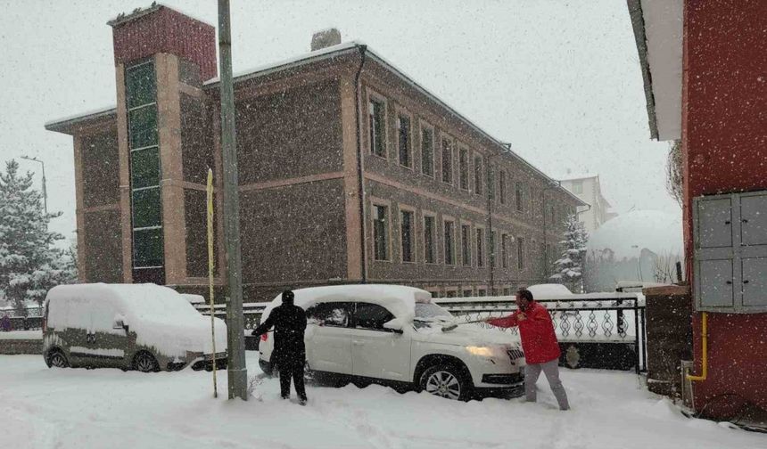 Ardahan’da yoğun kar yağışı