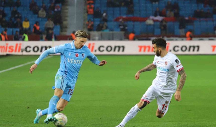 Spor Toto Süper Lig: Trabzonspor: 2 - FTA Antalyaspor: 0 (Maç sonucu)