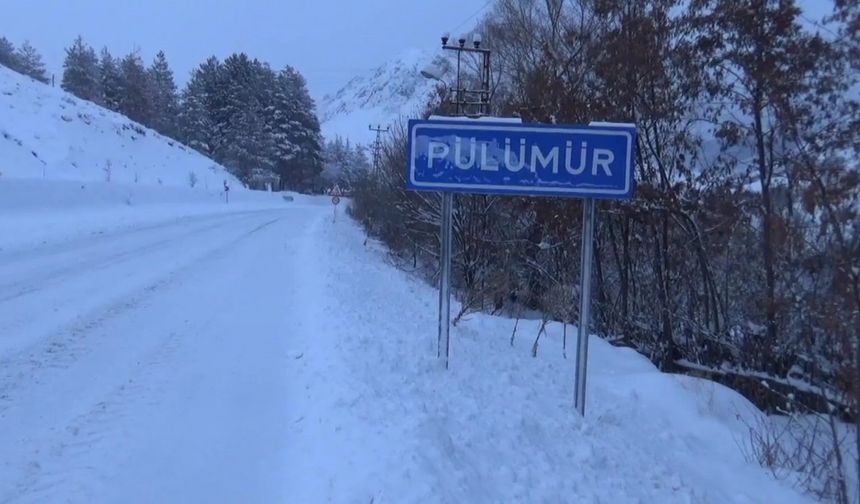 Tunceli’de yoğun kar yağışı hayatı olumsuz etkiliyor