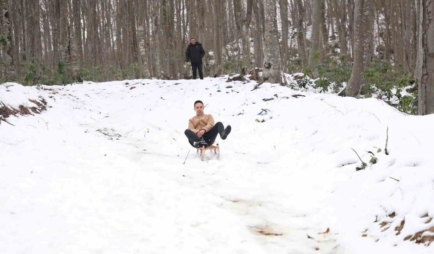 Zonguldak Kent Ormanı kış mevsiminde vatandaşların ilgisini görüyor
