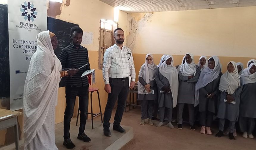 ETÜ, Sudan’da Türk Üniversiteleri Tanıtım Fuarı’na katıldı