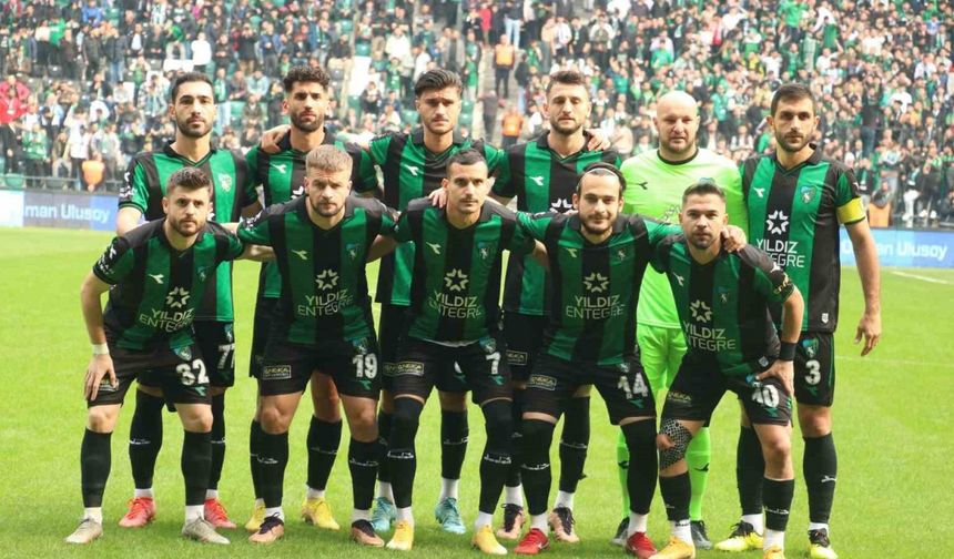 Kocaelispor - Pazarspor maçının saati netleşti