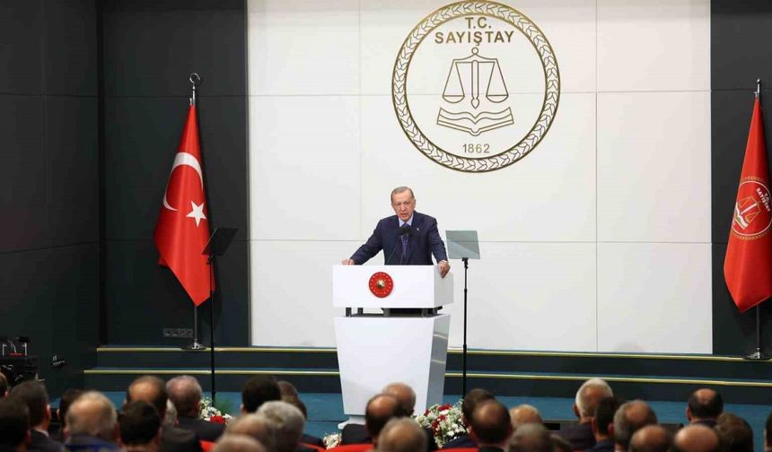 Cumhurbaşkanı Erdoğan: “Nasıl 21 yıldır milletin emanetine sadakatle sahip çıktıysak İnşallah bundan sonra da bu emanete gölge düşürmeyeceğiz”