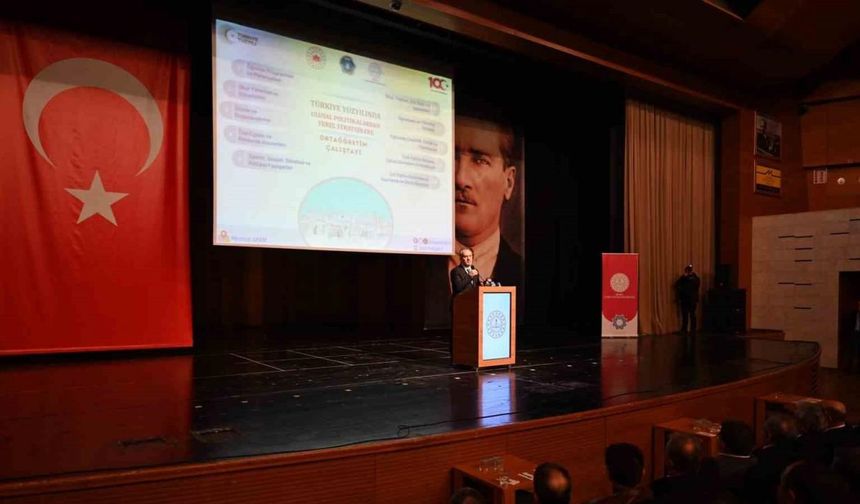 Başkan Alinur Aktaş’tan ortaöğretim öğrencilerine burs müjdesi