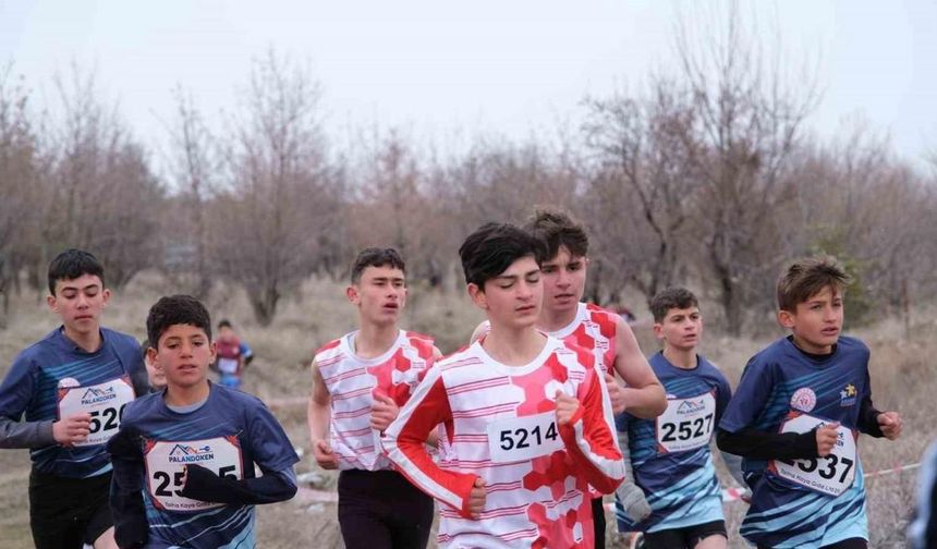 Atletizmi Geliştirme Projesi’nde ilk kademe yarışmaları Erzincan’da gerçekleştirildi