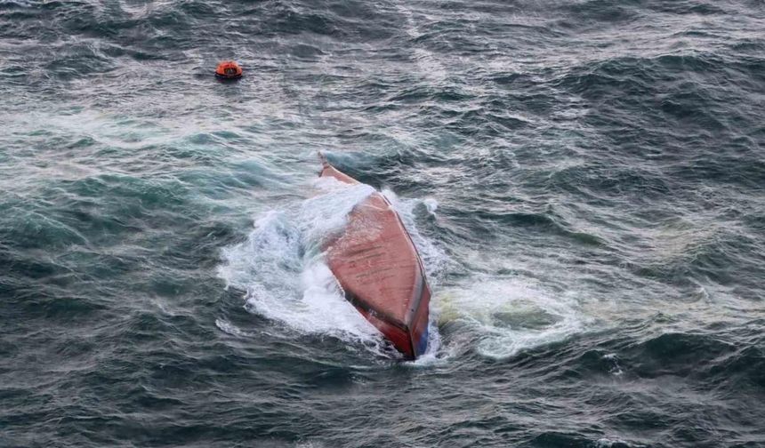 Japonya açıklarındaki tanker kazasında 8 kişi öldü