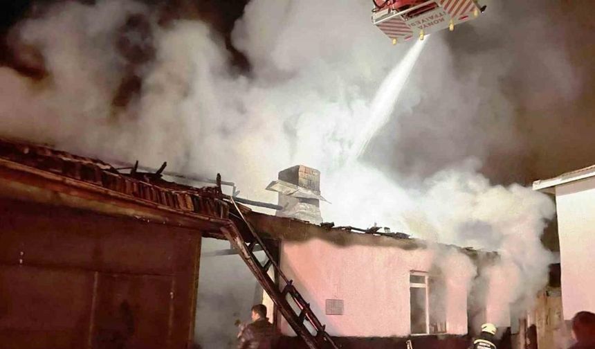 Konya’da müstakil evin garajında yangın