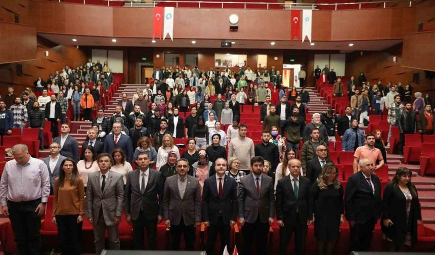 Niğde’de  18 Mart Çanakkale Zaferi’nin Tarihsel Süreci Konferansı verildi.