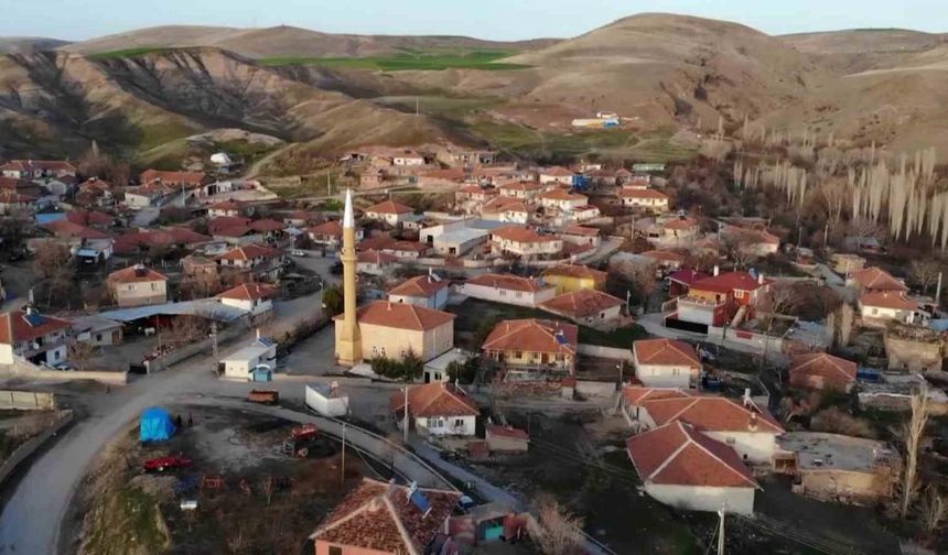 Yozgat’ın Topaç köyünde 4 yıldır tek iftar sofrası kuruluyor