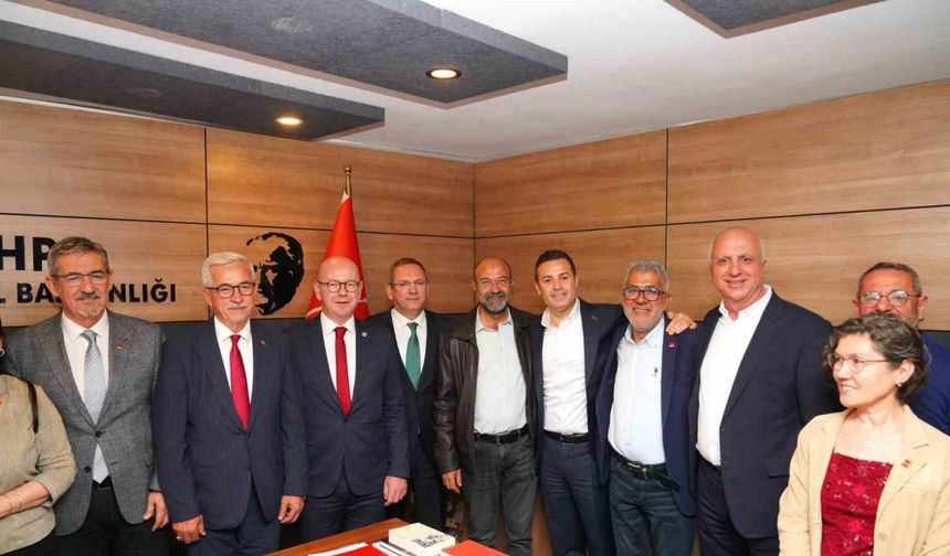 Başkan Ergin CHP Balıkesir İl Başkanlığı bayramlaşmasına katıldı