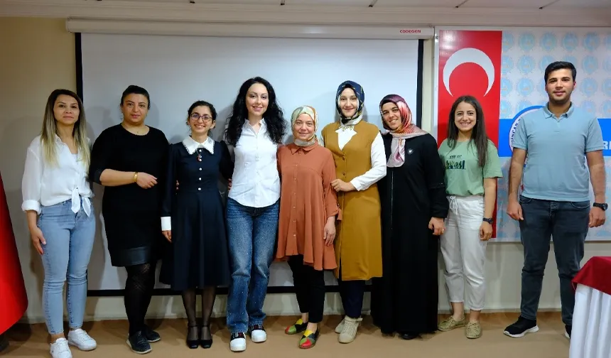 Erzincan'da Kadın Girişimcilere Sorun Çözme Becerisi Eğitimi Verildi