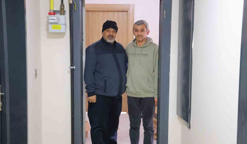Depremzedeler yeni yuvalarına kavuşmaya devam ediyor