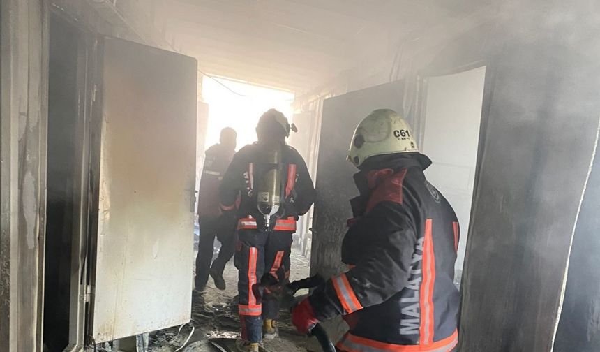 Malatya’da inşaat işçilerinin kaldığı şantiyede yangın: 4 yaralı