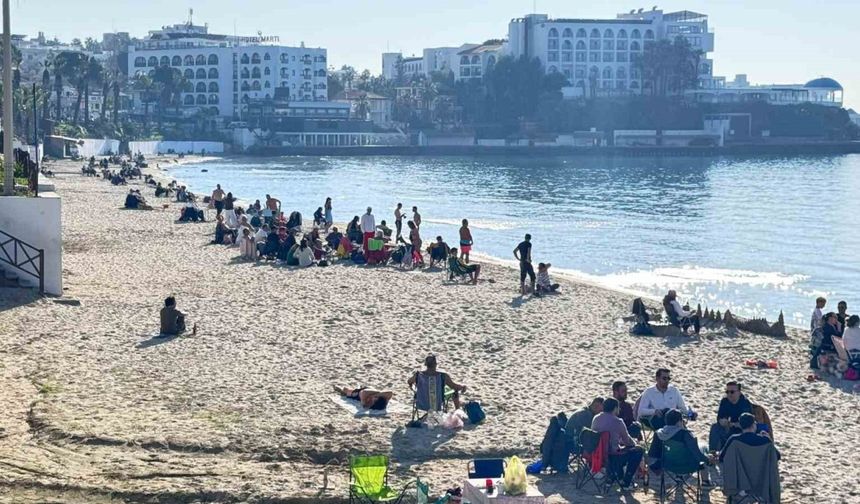 Aydın’da güneşi gören sahillere koştu