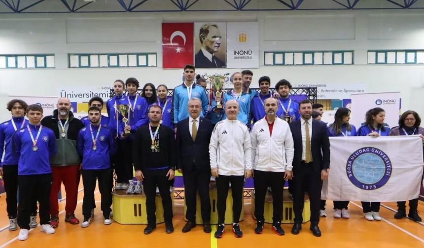 EBYÜ badminton takımı Türkiye şampiyonu