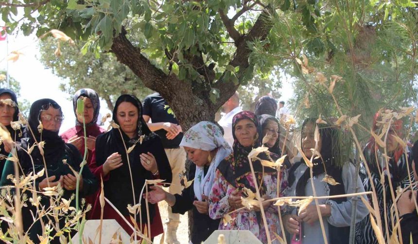 35 yıl önce PKK’nın katlettiği 27 kişi anıldı