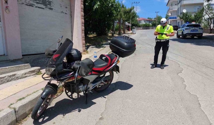 Samsun’da devrilen motosikletin sürücüsü yaralandı