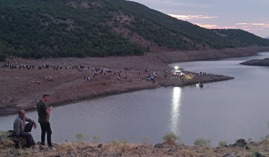 Bingöl'de girdiği baraj gölünde boğuldu
