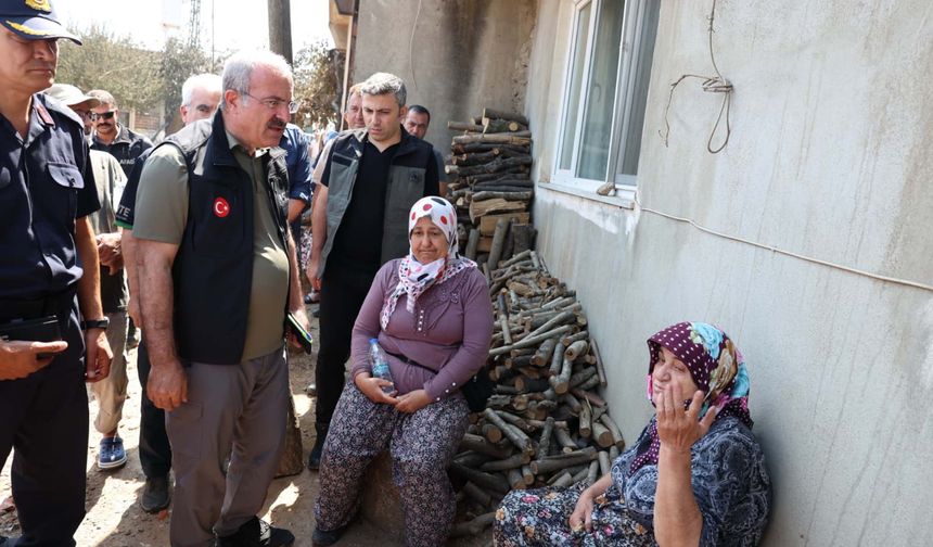 Çanakkale'deki orman yangını ikinci gününde; yanan alanlar ve evler havadan görüntülendi