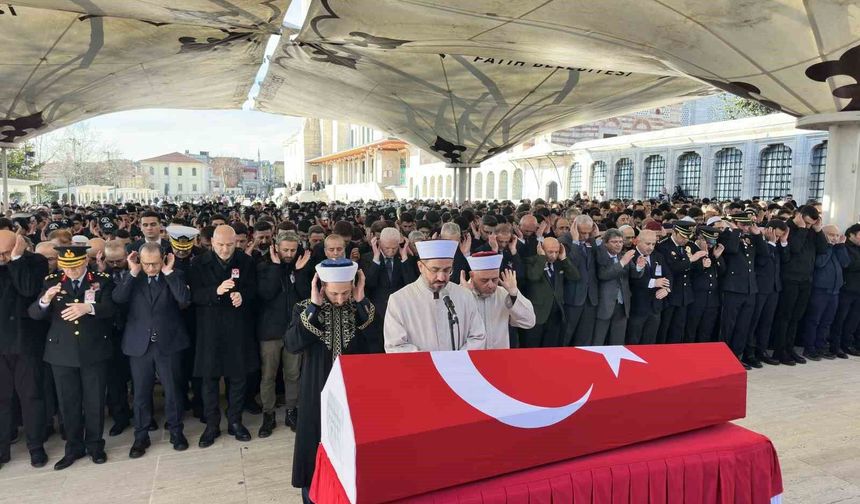 Görevi Başında Şehit Olan Polis Memuru Mustafa Aydın Son Yolculuğuna Uğurlandı