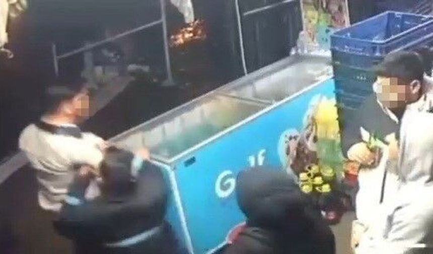 Bakkalda Bıçaklı Kavga: 1 Kişi Hayatını Kaybetti, Şüpheli Tutuklandı