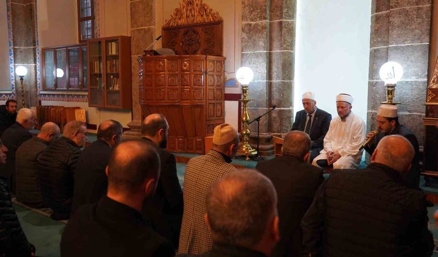 Başbuğ Alparslan Türkeş Samsun'da dualarla anıldı