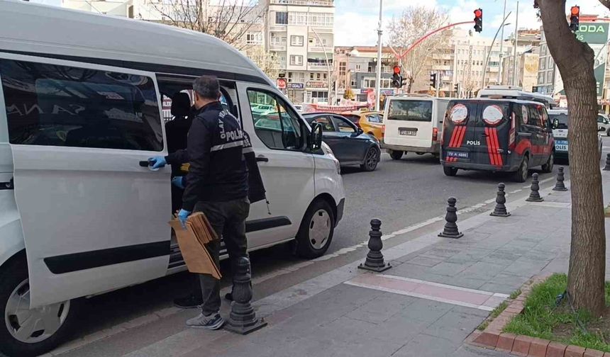 Bir iş merkezinde çıkan silahlı kavgada 1 kişi hayatını kaybetti