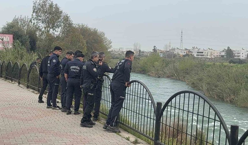 Suya atlayan çocuk kayboldu: Arama çalışması devam ediyor