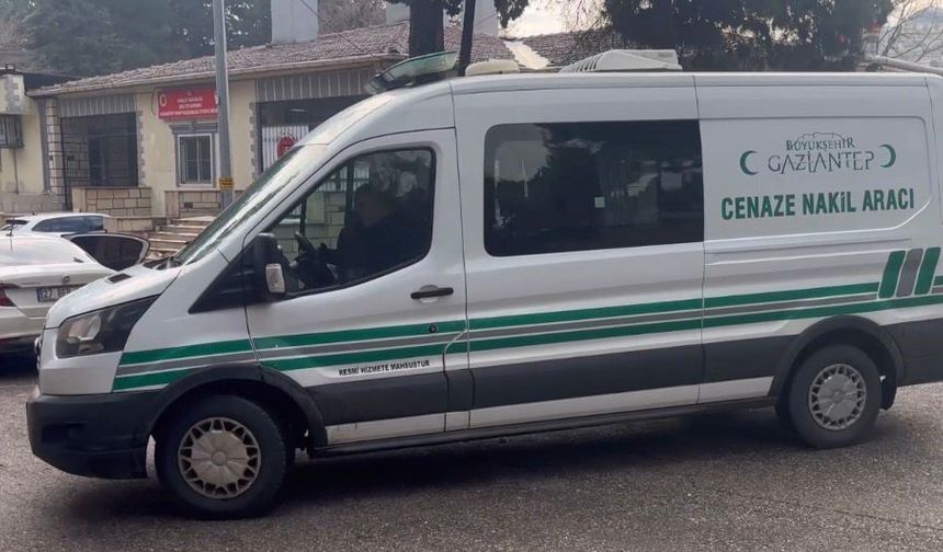 Üniversite Bulvarı’nda Ticari Taksi Çarpan 21 Yaşındaki Meryem Şahan Hayatını Kaybetti