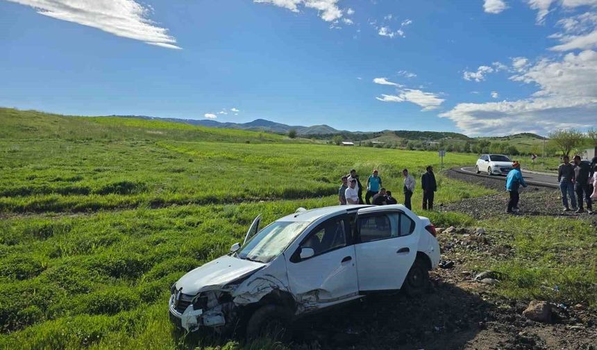 Bingöl'de trafik kazası: 4 yaralı
