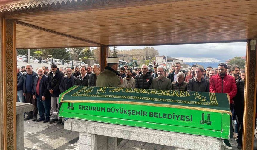 Erzurum Basınının Usta Kalemi Dualarla Toprağa Verildi