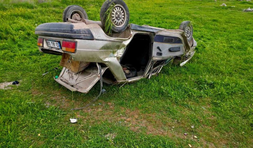 Şarampole devrilen otomobilde 1 kişi öldü, 4 kişi yaralandı