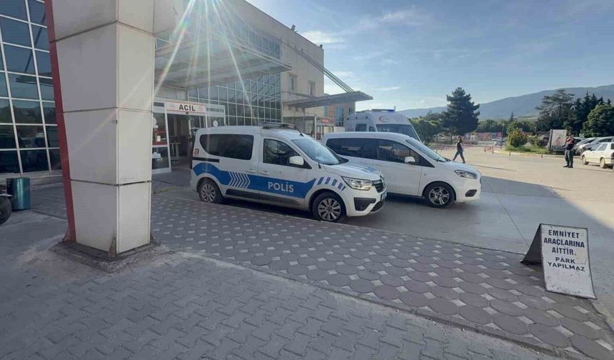 Amca oğulları arasındaki alacak verecek tartışması kanlı bitti: 1 ölü, 3 yaralı