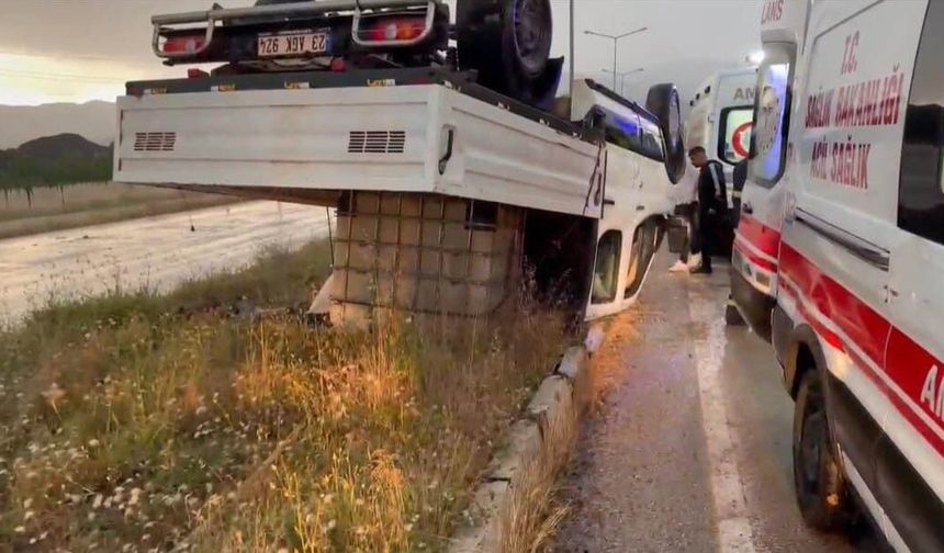 Elazığ-Bingöl Yolunda Peş Peşe Kaza: 7 Kişi Yaralandı
