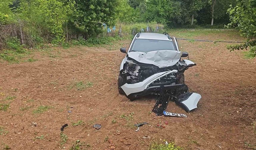 Karşı şeride geçen otomobille tır çarpıştı: 1 yaralı