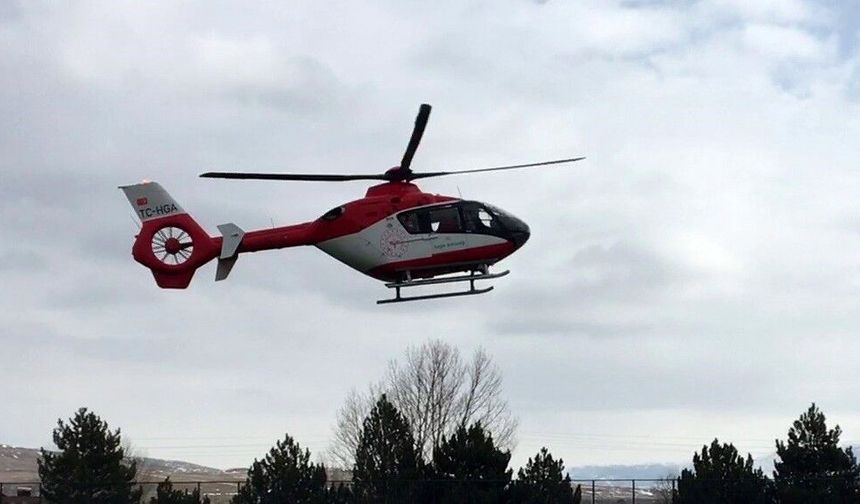 Refahiye’de Nefes Darlığı Yaşayan Hasta İçin Ambulans Helikopter Havalandı
