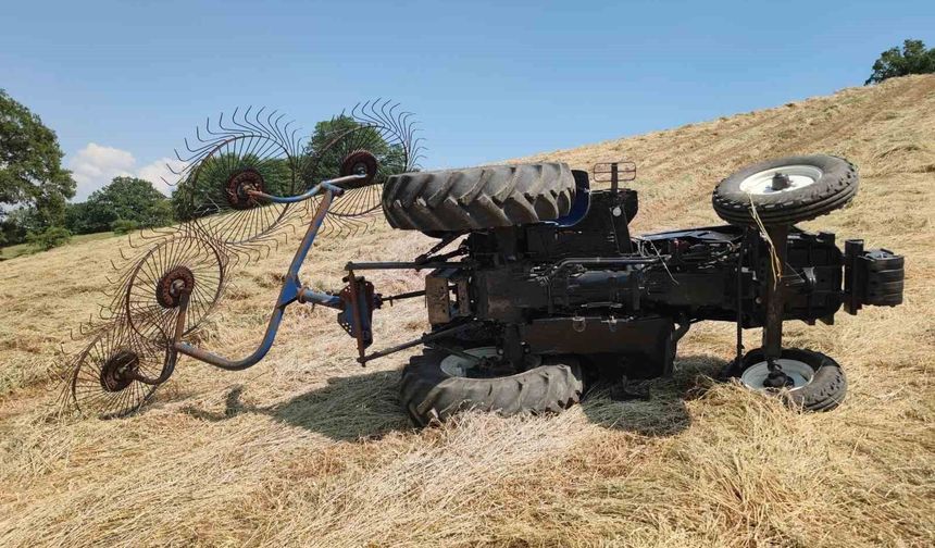 Tarlada feci kaza: Traktörün devrildiği sürücüden acı haber