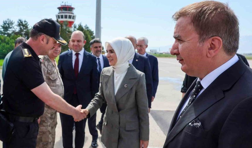 Aile ve Sosyal Hizmetler Bakanı Göktaş Erzincan'da