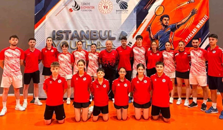 Badminton Süper Ligi’nde Erzincan Zirveyi Kapattı